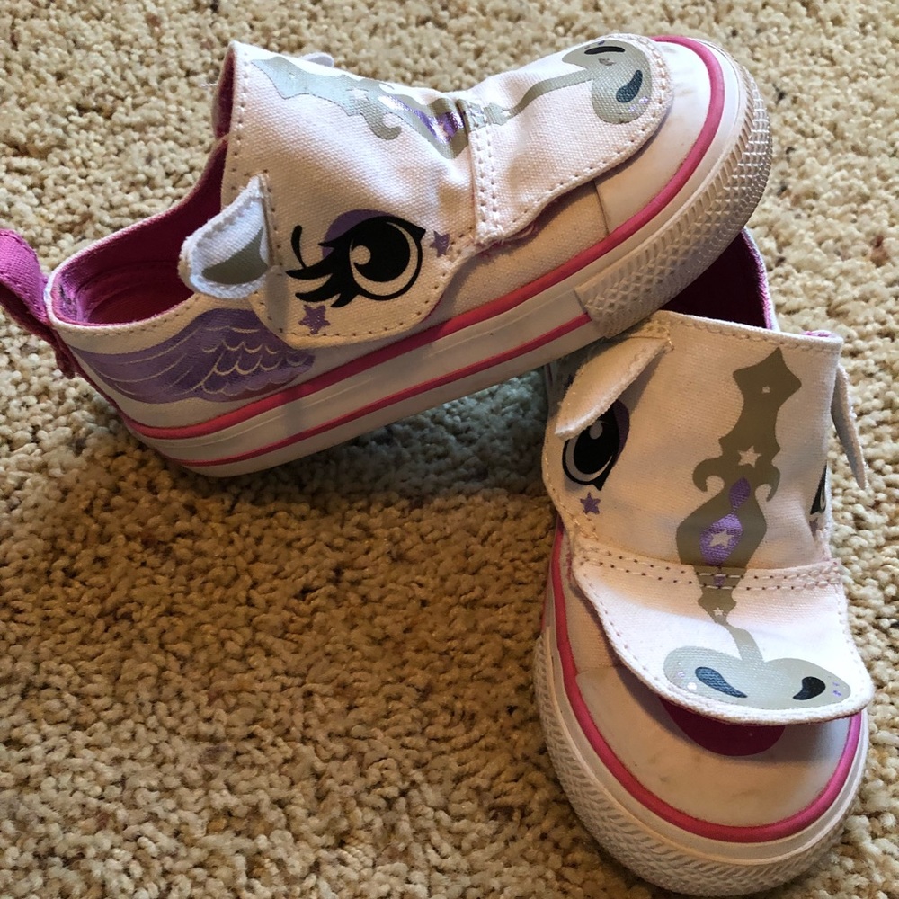 Toddler converse pegasus unicorn shoes